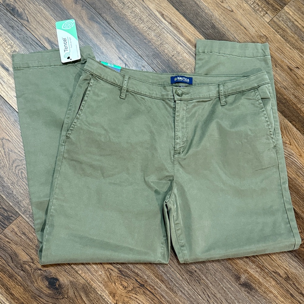 Nautica Army Green Casual Trousers. Tencel Ankle trouser. 12/32